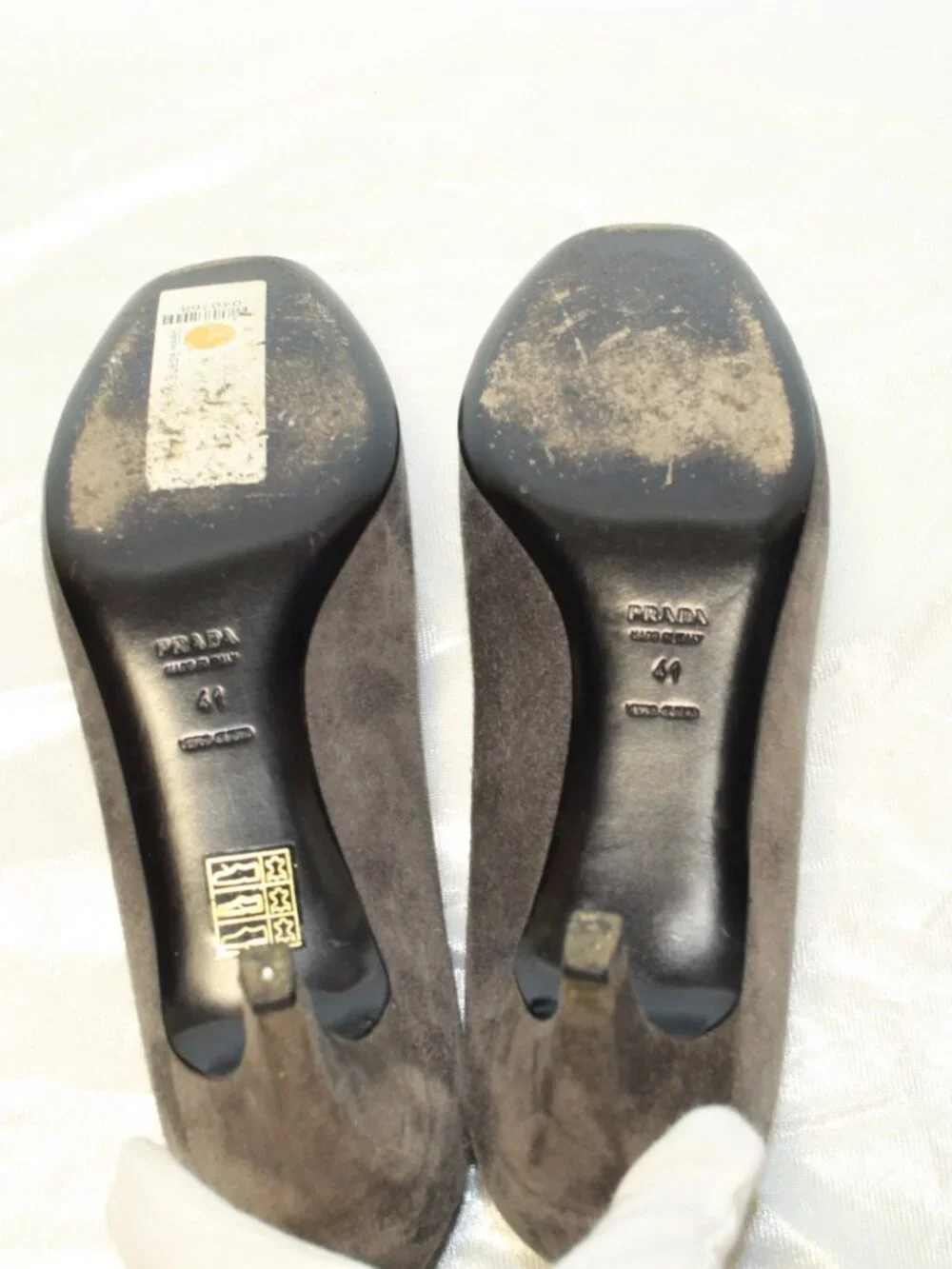 Prada Size 10 / 41 Gray Suede W Black Patent Cap Square Toe Heels Pumps - 9623